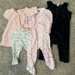 BUNDLE Nordstrom / Tea / Magnetic Me Baby Outfits